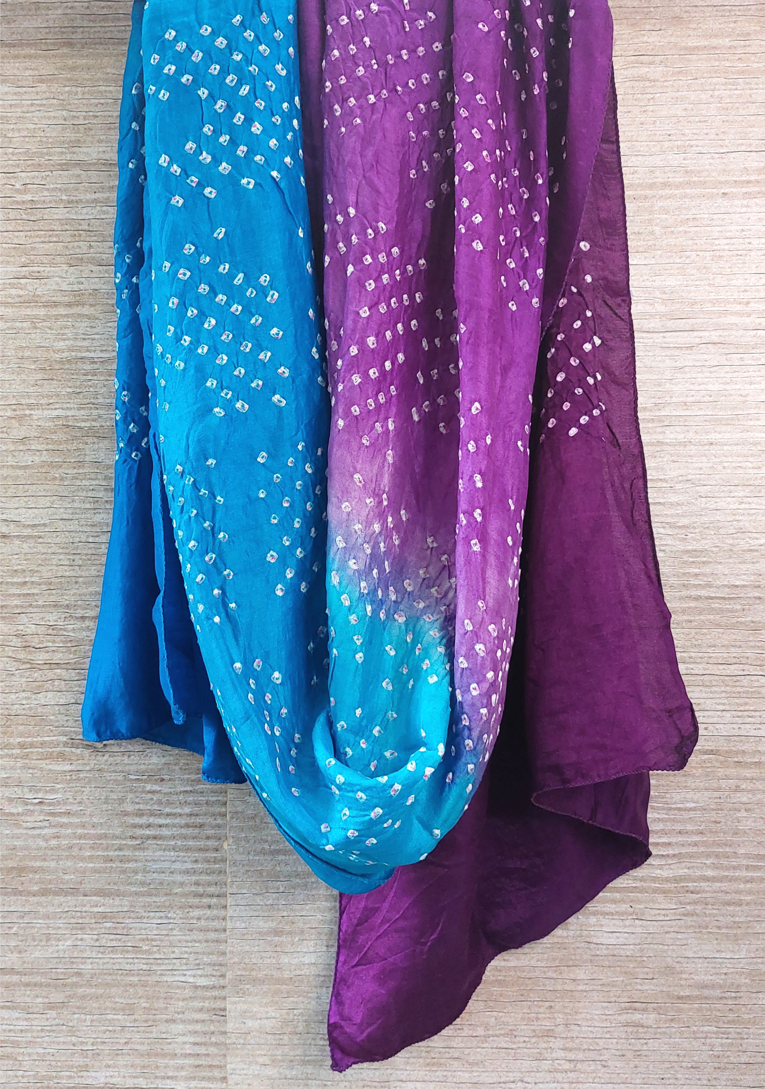 Gajji Silk Hand Tie Dyed Bandhani Stole